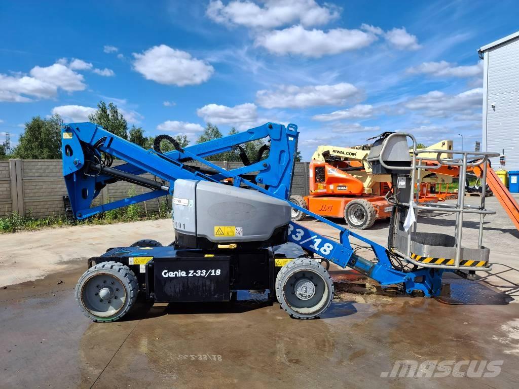 Genie Z33/18 Iseliikuvad poomtõstukid