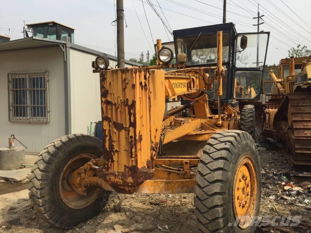 Komatsu GD 511 A Greiderid