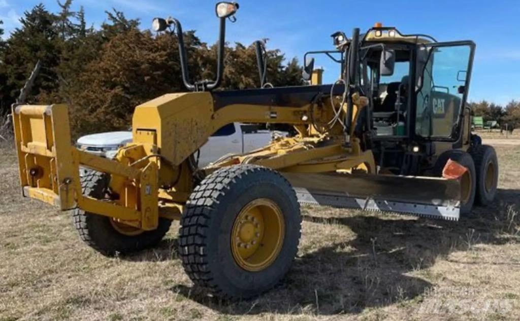 CAT 140M Greiderid