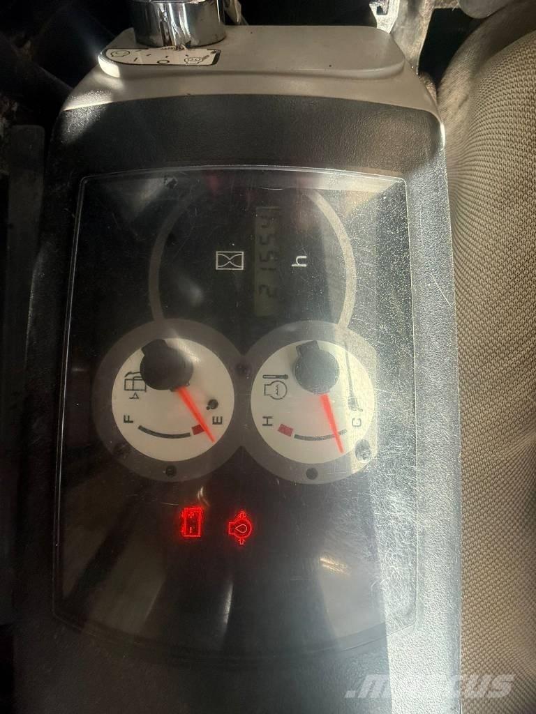 Komatsu PC 27 Miniekskavaatorid < 7 t