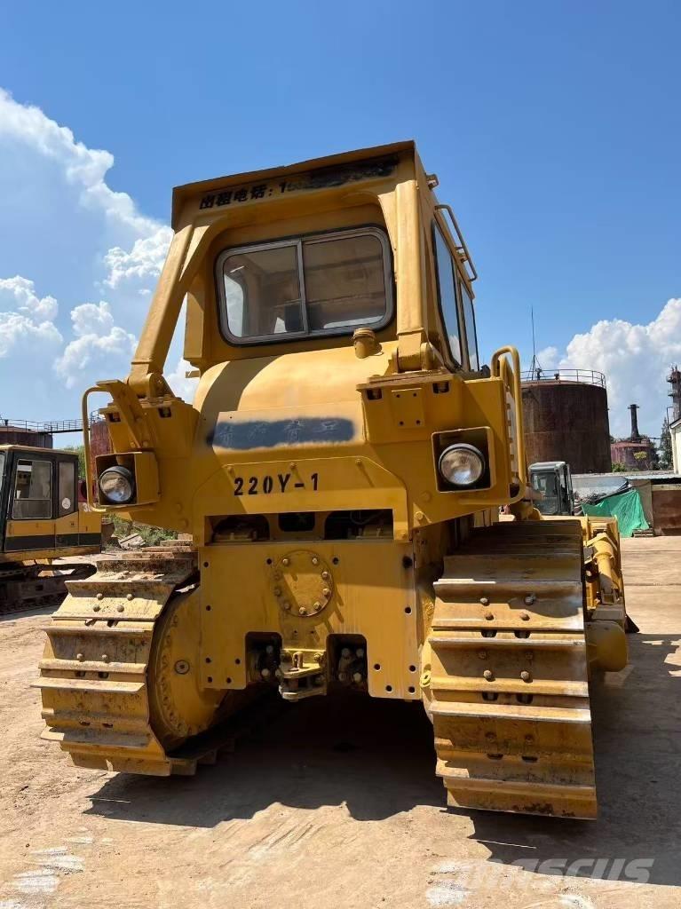 CAT D 7 G Buldooserid