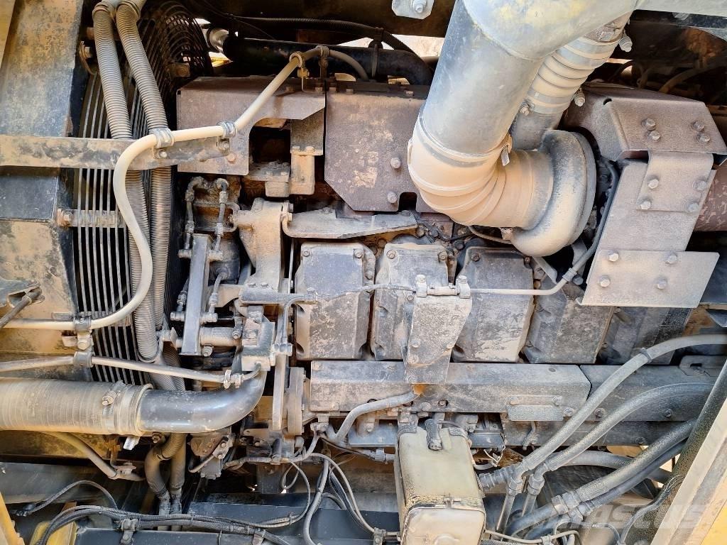 Komatsu HD605-7EO Karjääriveokid