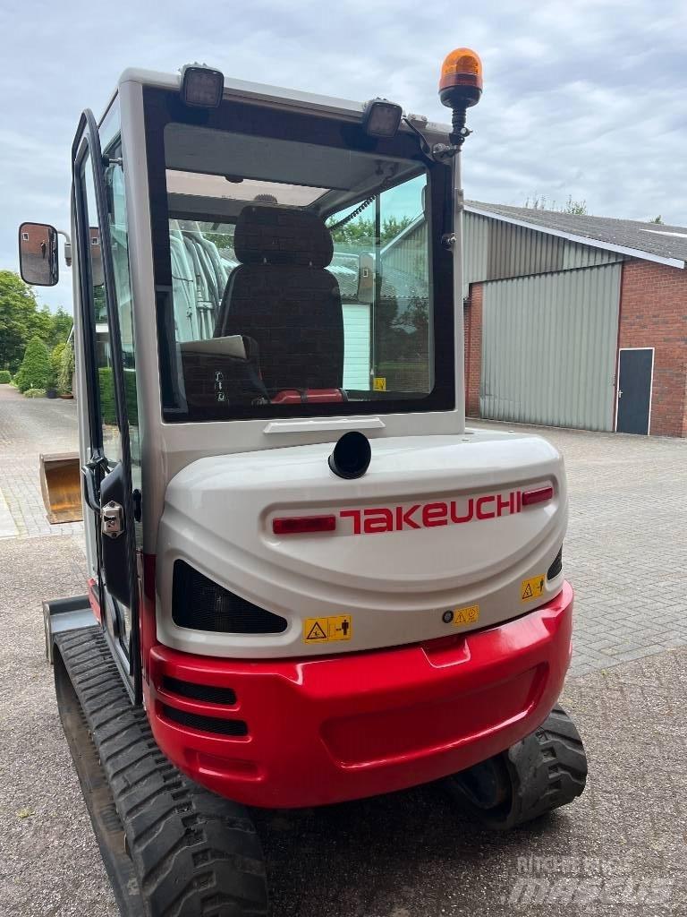 Takeuchi tb235-2 Miniekskavaatorid < 7 t