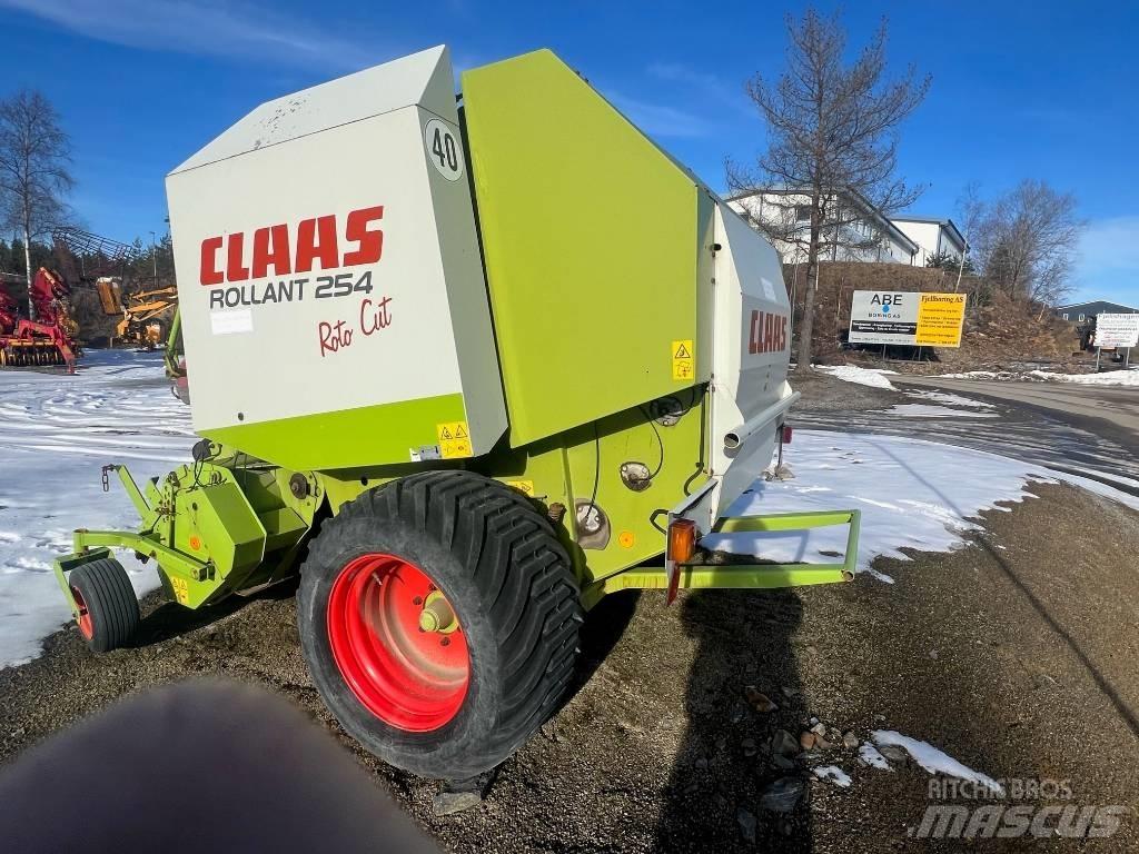 CLAAS Rollant 254 RC Ruloonpressid