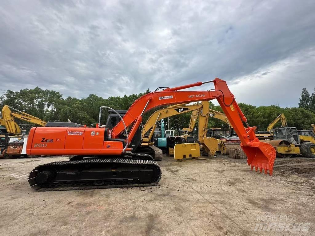 Hitachi ZX 200 Miniekskavaatorid < 7 t