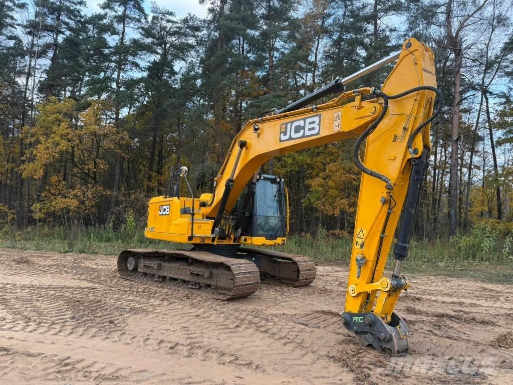 JCB 210 Roomikekskavaatorid