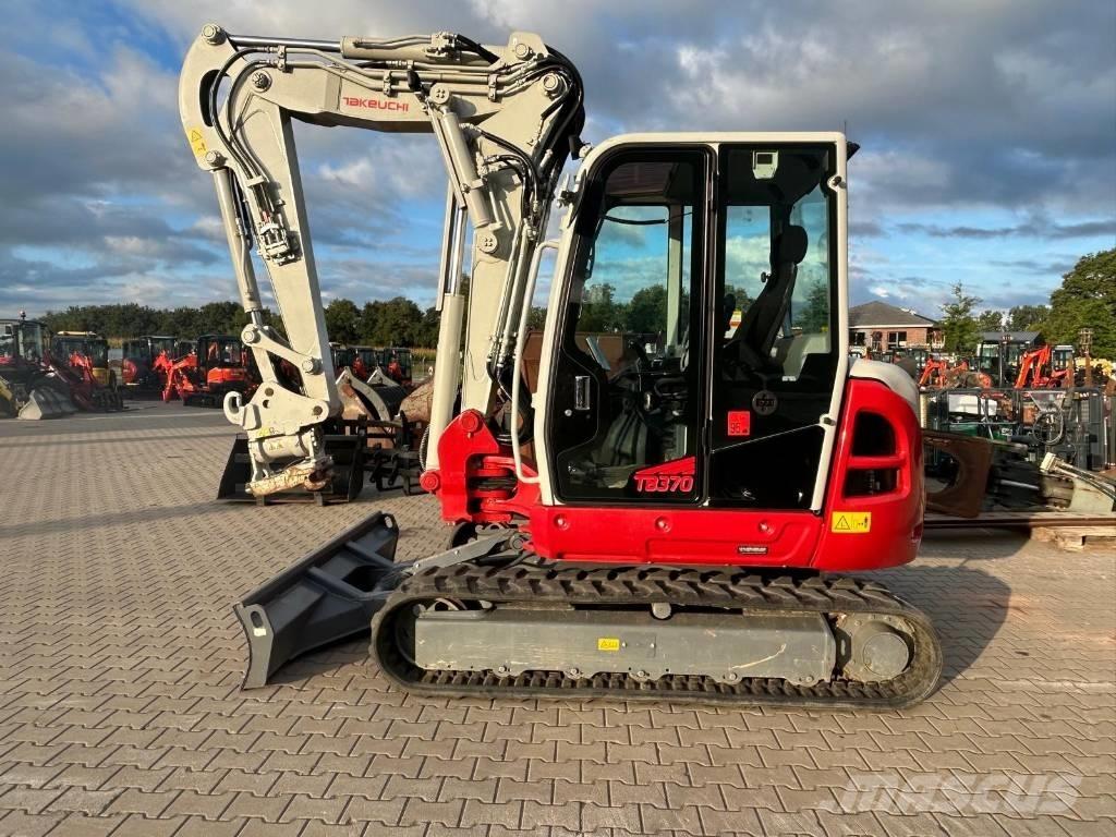 Takeuchi TB 370 V4 Väikeekskavaatorid 7t-12t