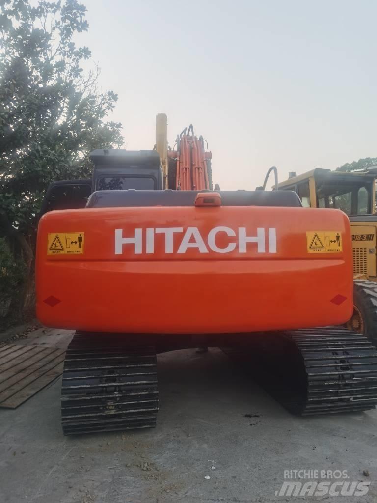 Hitachi ZX 200 Roomikekskavaatorid