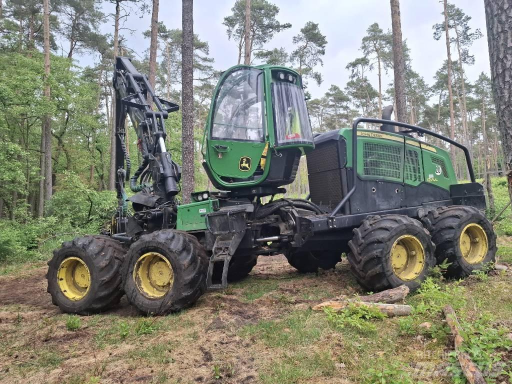 John Deere 1270 G Harvesterid