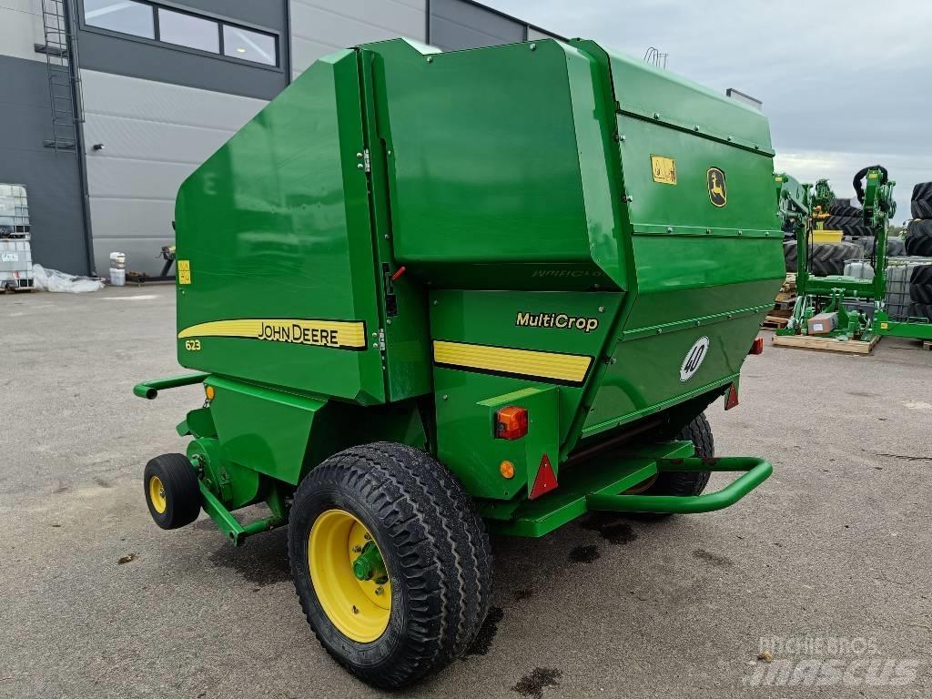John Deere 623N Ruloonpressid