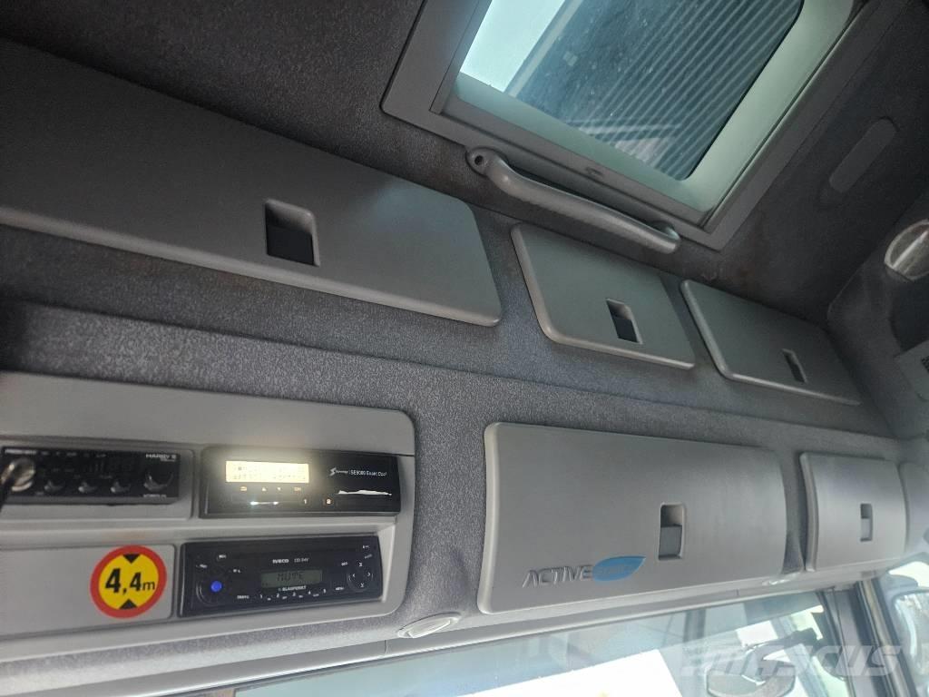 Iveco Stralis 6x2 Furgoonautod