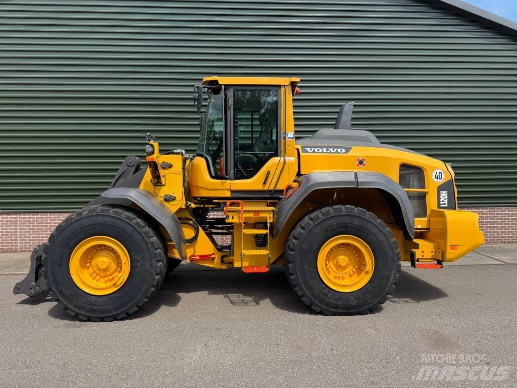 Volvo L 120 H Rataslaadurid