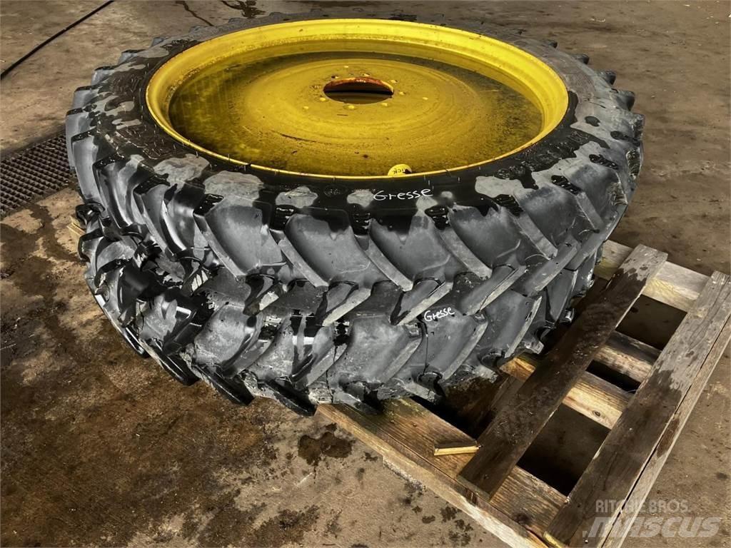 BKT 270/95R48 Rehvid, rattad ja veljed