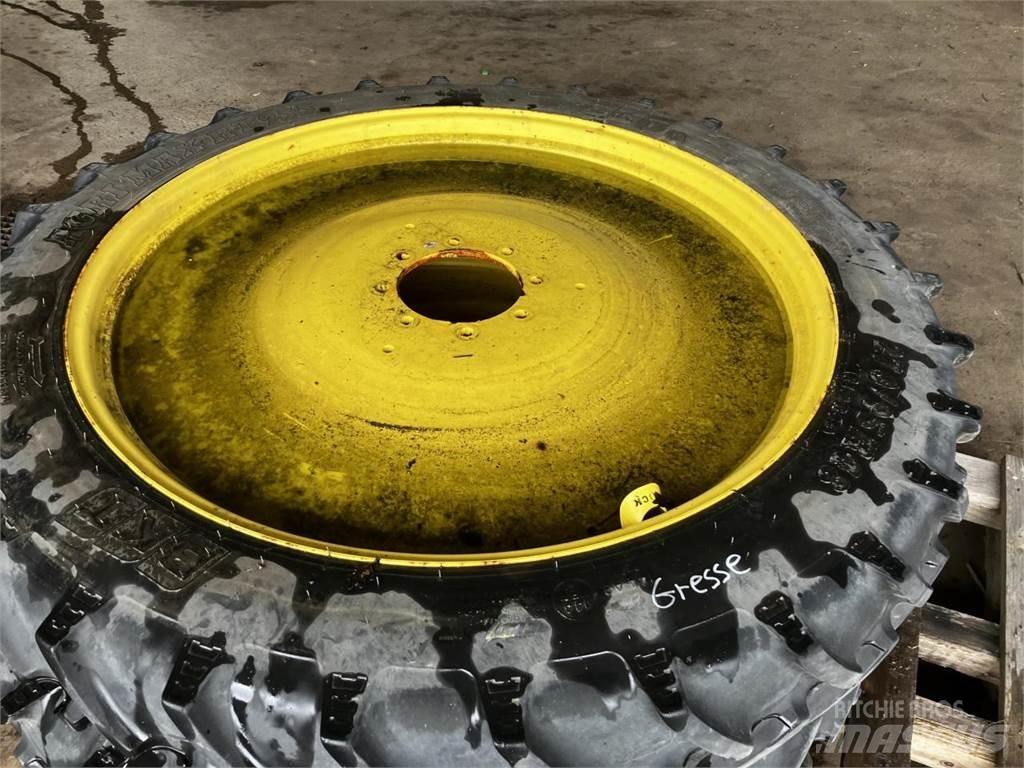 BKT 270/95R48 Rehvid, rattad ja veljed