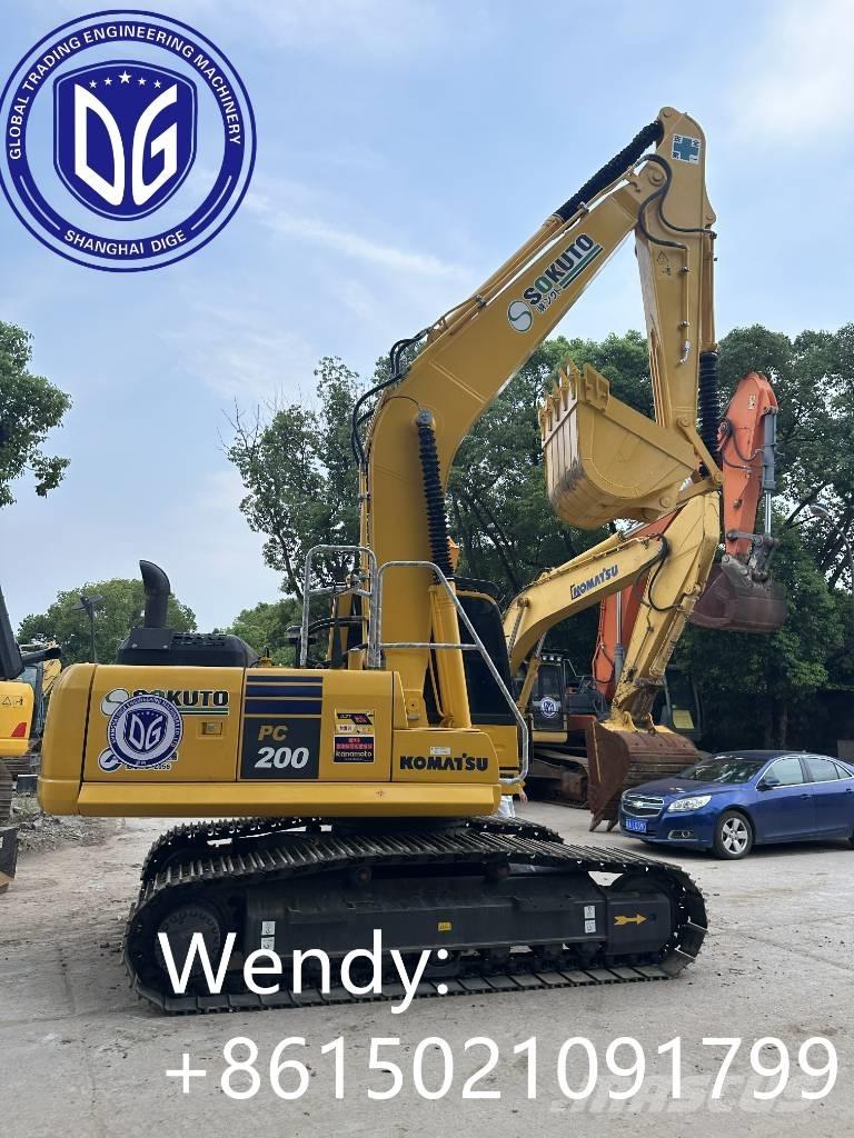 Komatsu PC 200-8 Roomikekskavaatorid