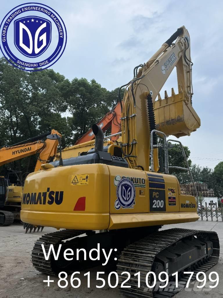 Komatsu PC 200-8 Roomikekskavaatorid