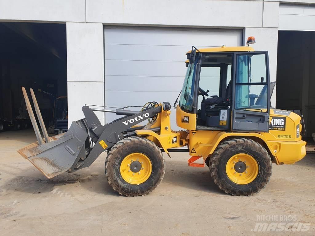 Volvo L 30 G Iseliikuvad purustid