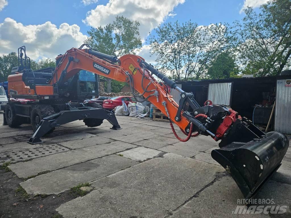 Doosan DX 160 W Ratasekskavaatorid