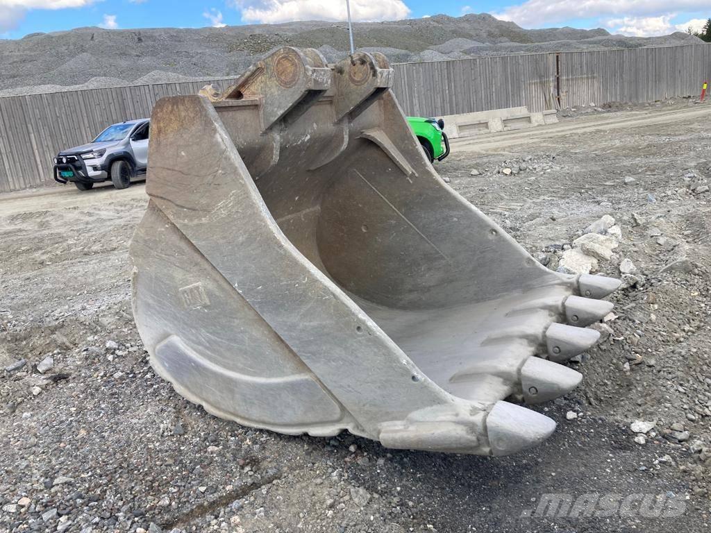 CAT 365 C L UHD/33M Lammutusekskavaatorid