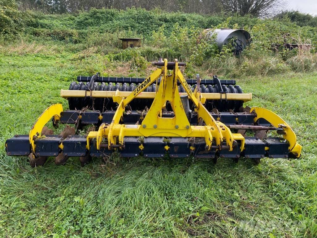 Strom XN 3000 Randaalid/mullafreesid