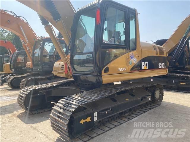 CAT 320 C Roomikekskavaatorid