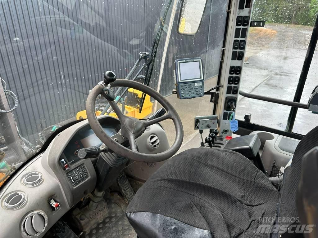 Volvo L 90 F Rataslaadurid