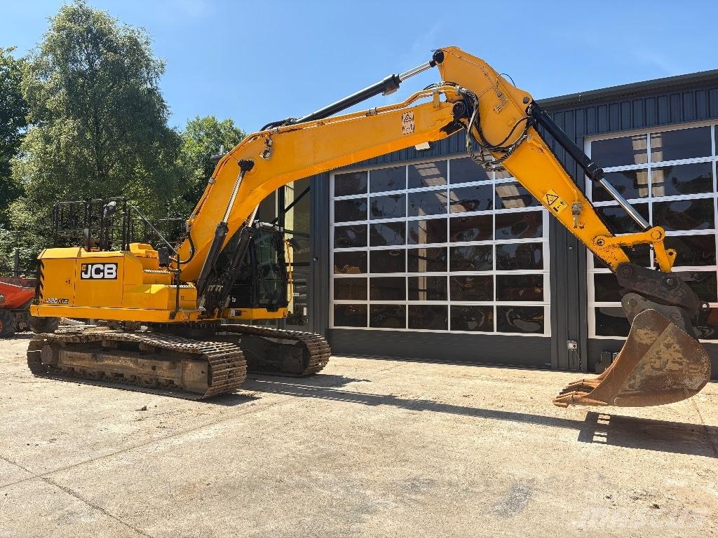 JCB 220X Roomikekskavaatorid