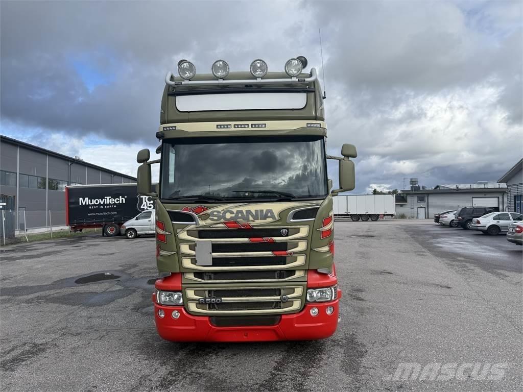 Scania R580 8X2 Furgoonautod