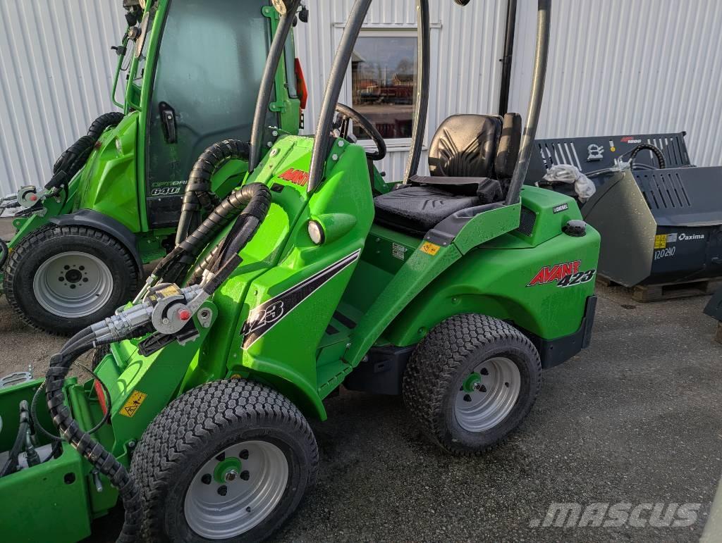 Avant 423 Kompaktlaadurid