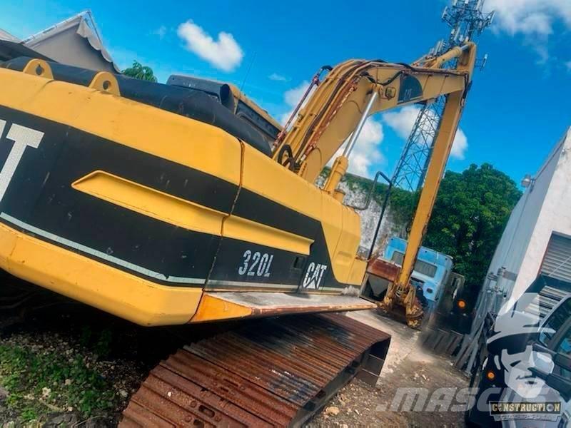 CAT 320 L Roomikekskavaatorid