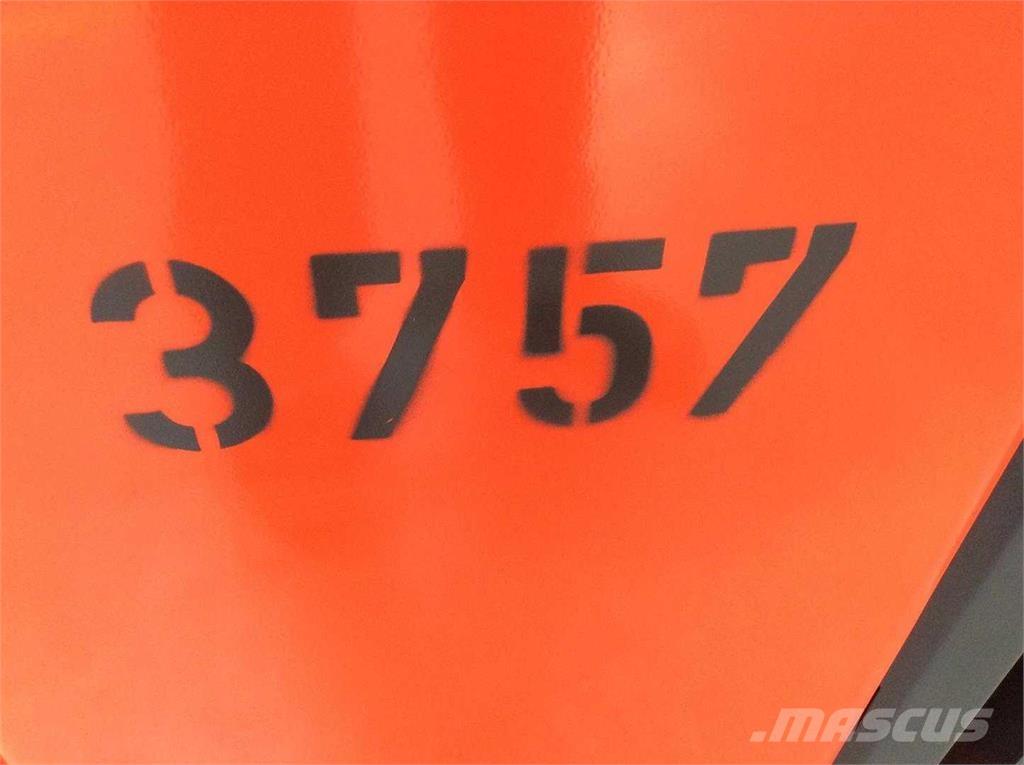 Linde L16 Platvormiga virnastajad