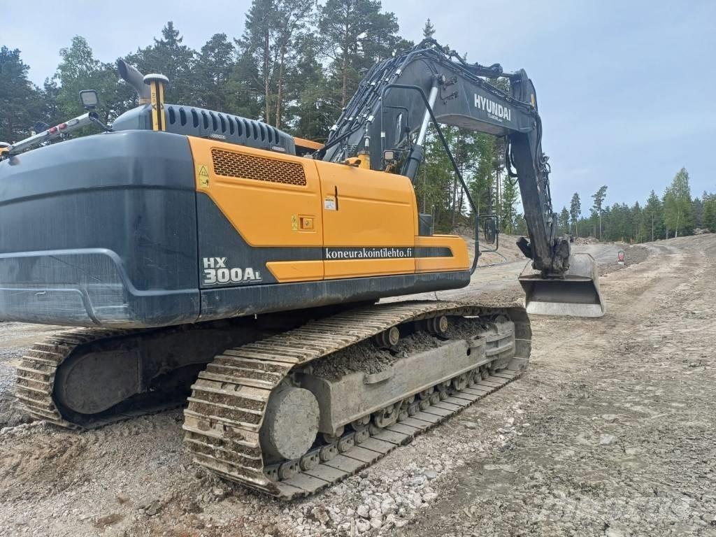 Hyundai HX 300 AL Roomikekskavaatorid