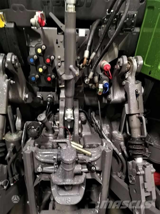 Fendt 718 Vario Traktorid