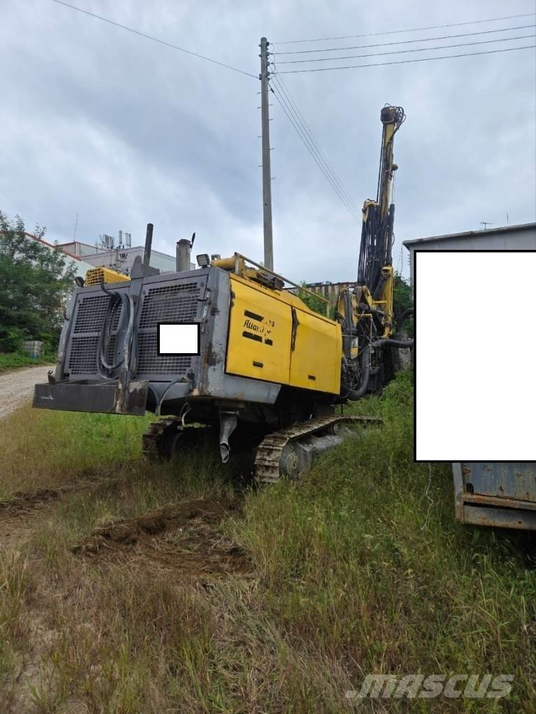 Atlas Copco ROC F9 Vertikaalsed puurmasinad
