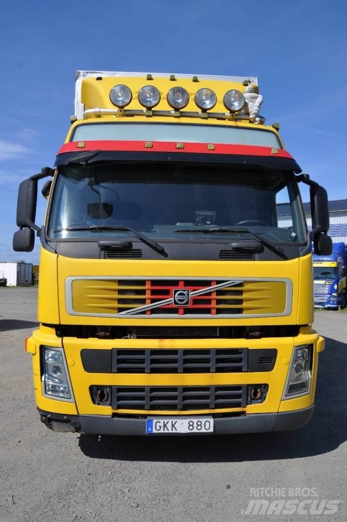 Volvo FM-340 4*2 Furgoonautod