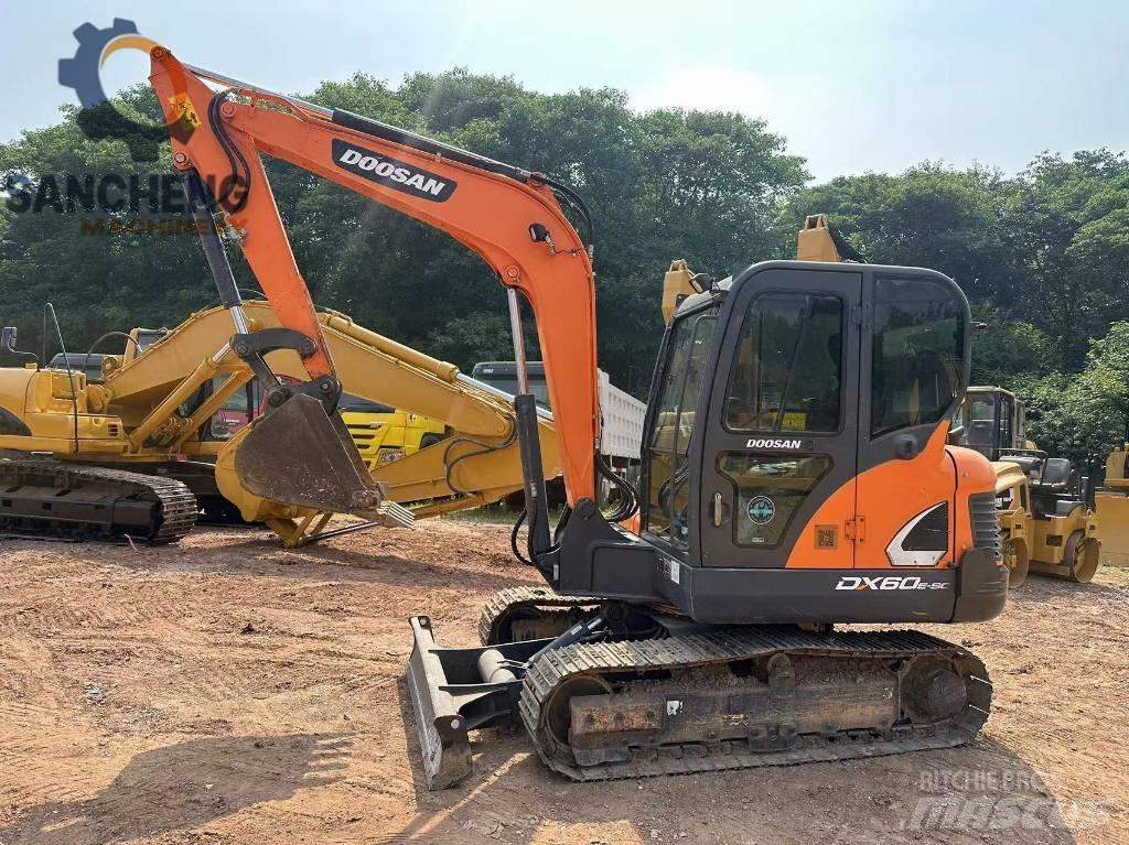 Doosan DX 60 Miniekskavaatorid < 7 t