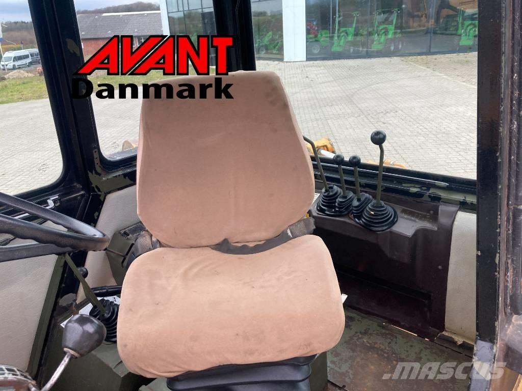 Hydrema 806 Ekskavaatorlaadurid