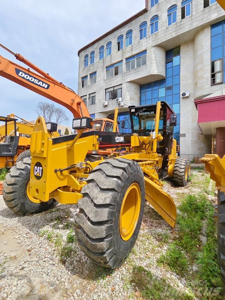 CAT 120 H Greiderid