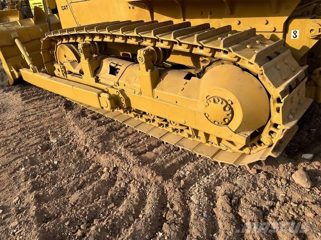CAT D6G Buldooserid