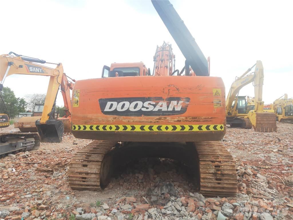 Doosan DH 220 LC-7 Roomikekskavaatorid