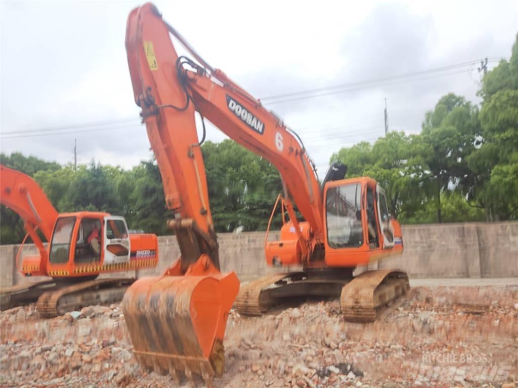 Doosan DH 220 LC-7 Roomikekskavaatorid