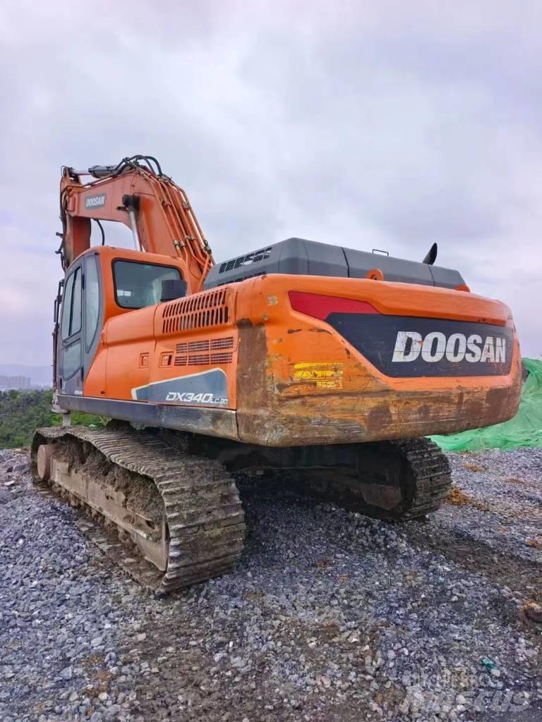 Doosan DX 340 Roomikekskavaatorid