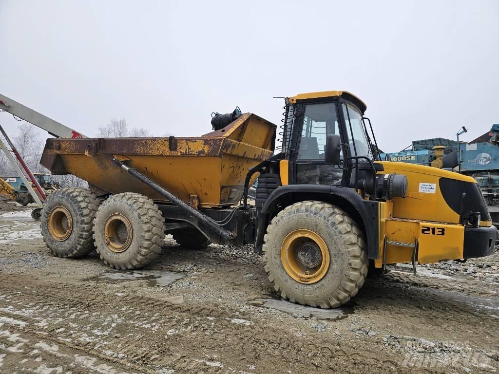JCB 722 Liigendraamiga pinnaseveokid