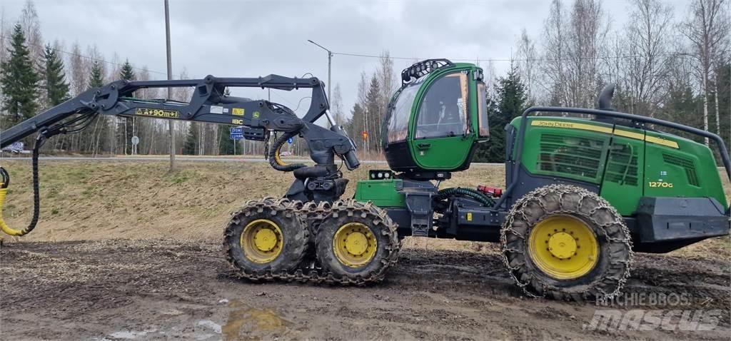 John Deere 1270G Harvesterid
