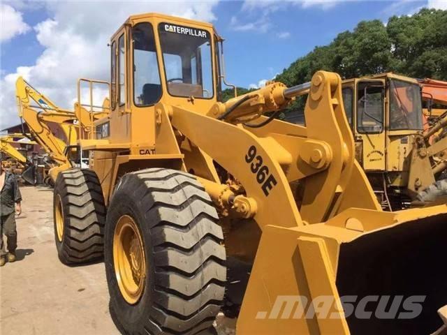CAT 936 E Rataslaadurid