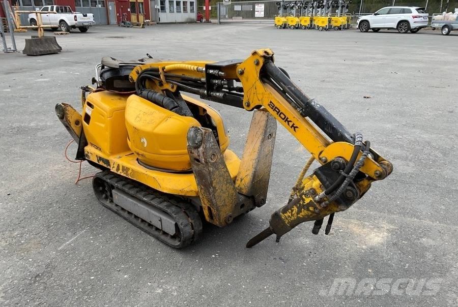Brokk 60 Lammutusekskavaatorid