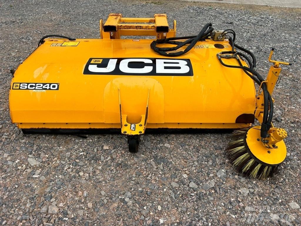 JCB SC 240 Harjad