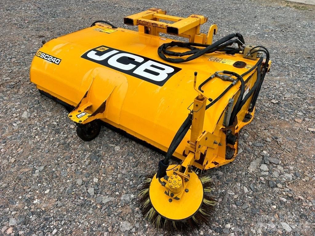 JCB SC 240 Harjad