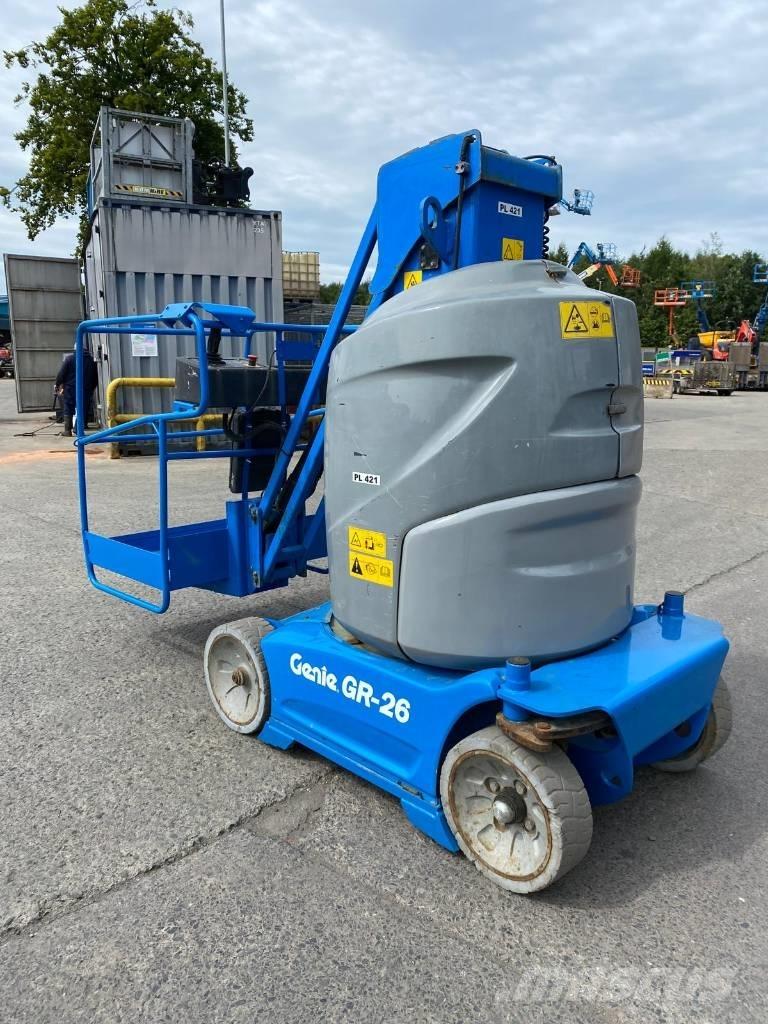 Genie GR 26 J Vertikaalsed mast tõstukid