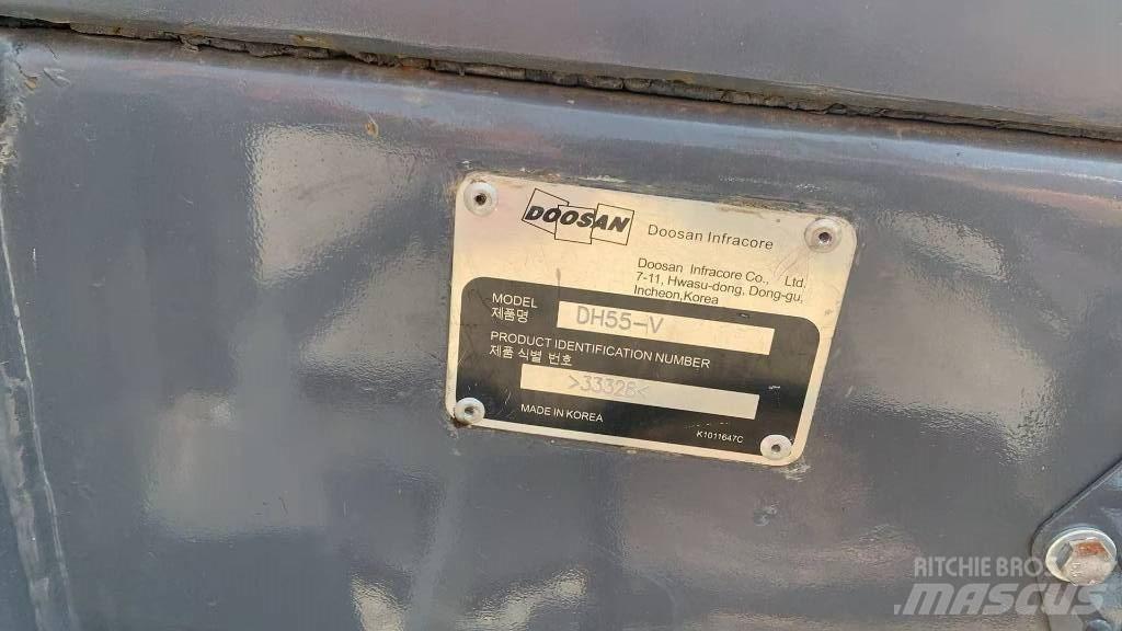 Doosan DH 55 Miniekskavaatorid < 7 t